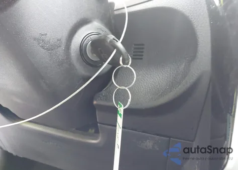 2018 Toyota Corolla Le z USA, uszkodzony, nr VIN 2T1BURHE9JC007778